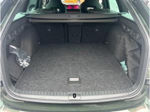 Skoda Octavia Combi 2.0 TSI DSG RS +AHK+CANTON+STHZ+360°+MATRIX+HEAD_UP+PANO+