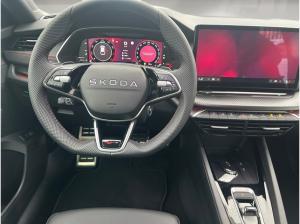 Skoda Octavia Combi 2.0 TSI DSG RS +AHK+CANTON+STHZ+360°+MATRIX+HEAD_UP+PANO+