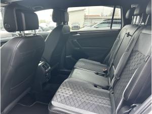 Volkswagen Tiguan Allspace 2.0 TDI R-Line 4Motion MATRIX AHK NAVI ACC RFK