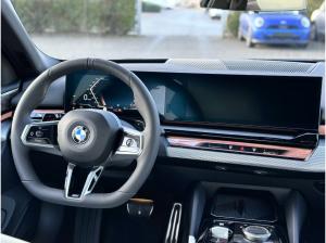 BMW 540 d xDrive Touring M Sport Pro Head-Up DAB