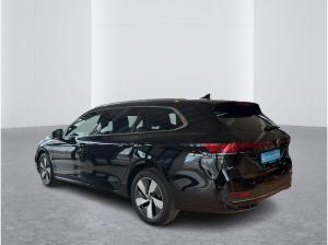 Volkswagen Passat Variant 1.5 eTSI DSG Ganzjahresreifen AHK