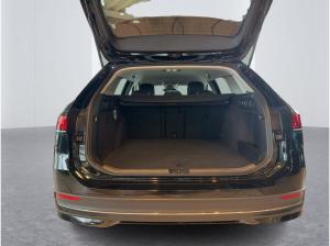 Volkswagen Passat Variant 1.5 eTSI DSG Ganzjahresreifen AHK