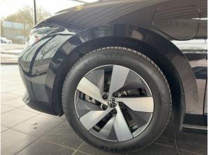 Volkswagen Passat Variant 1.5 eTSI DSG Ganzjahresreifen AHK