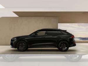 Audi RS Q8 (4MT)