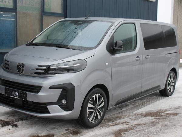 Peugeot Traveller Allure Diesel 180 EAT8