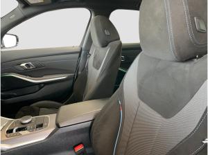 BMW 330 i xDrive Touring 🔥KOMBI-DEAL🔥M Sport AHK