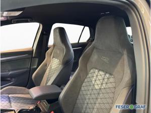 Volkswagen Golf 1.5 eTSI DSG R-Line NAV BLACK ASSIST 18