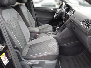 Volkswagen Tiguan Allspace R-Line 2.0 TDI 4M DSG / HuD, AHK