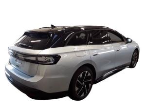 Volkswagen ID.7 Tourer Pro - Black-Style + Interieur Plus Paket AHK Kamera inkl. Winterräder