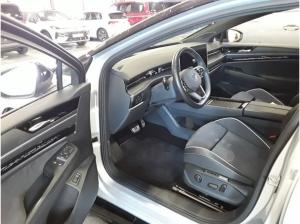 Volkswagen ID.7 Tourer Pro - Black-Style + Interieur Plus Paket AHK Kamera inkl. Winterräder