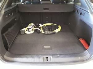 Volkswagen ID.7 Tourer Pro - Black-Style + Interieur Plus Paket AHK Kamera inkl. Winterräder