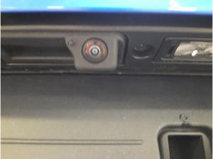 Ford Explorer RWD 77 KWH ACC 19 Zoll Räder Klima