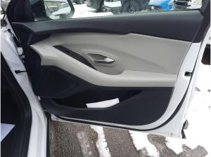 Ford Explorer AWD 79 KWH ACC 19 Zoll Räder Klima