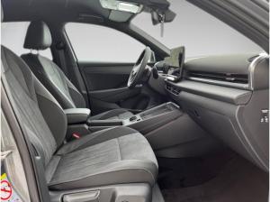 Volkswagen T-Roc Style 1.5 eTSI *DSG*Massage*Matrix*AHK*