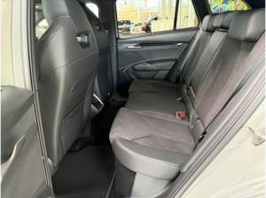 Skoda ENYAQ Enyaq 60 Sportline 63 kWh Batterie Elektromotor 1-Gang-Automatik