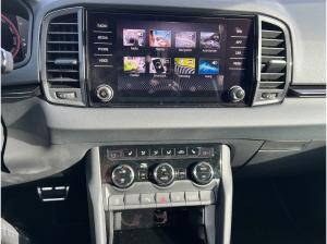 Skoda Karoq Sportline 1.5 TSI ACC PANO NAVI AHK JAHRESWAGEN
