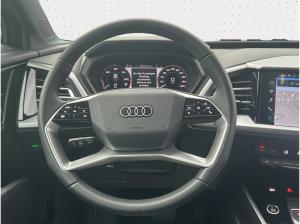 Audi Q4 e-tron Sportback 45 S-LINE*NAVI-PLUS*LED*AHK*PDC*WÄRMEPUMPE*SHZ