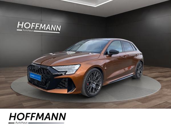 Audi RS3 Sportback / Exclusive Ipanemabraun / HUD / SONOS / LEDER / MATRIX / Memory / Massage