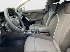 Audi Q2 35 TFSI Advanced S tronic MATRIX AHK ACC KAM