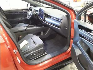 Volkswagen ID.7 Tourer Pro S 210kW - HUD AHK Area View Navi IQ.Drive Wärmepumpe Massage SHZ LM PDC MFL