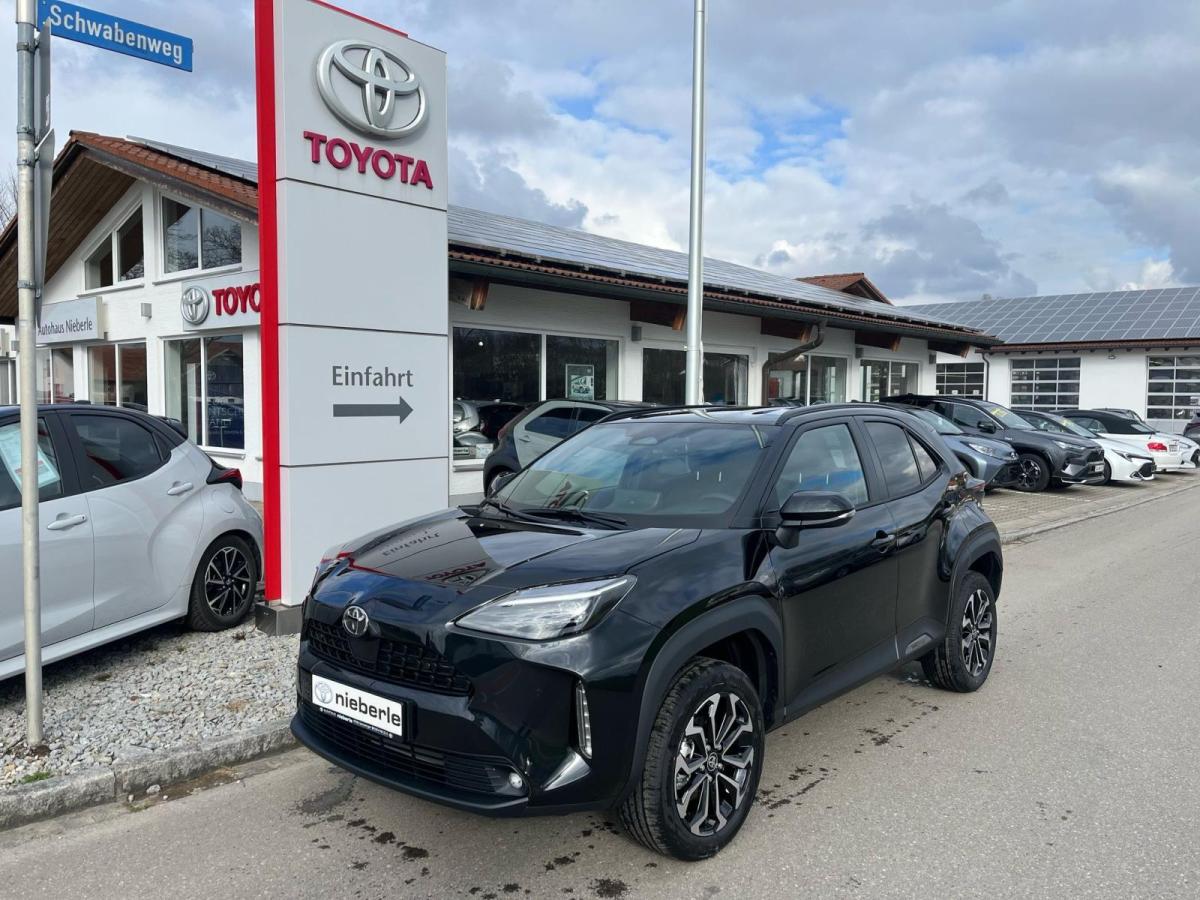 Toyota Yaris Cross 1,5-l Hybrid Teamplayer *Safety- & Winterpaket*