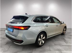 Volkswagen Passat Variant Business 1.5 eHybrid AHK/HuD/Navi
