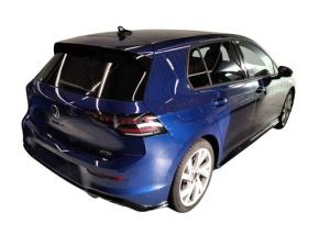 Volkswagen Golf 8 / 1.5 TSI DSG R-LINE PANO AHK GARANTIE WINTERRÄDER