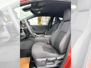 Toyota C-HR 2.0-l-VVT-i Plug-in Hybrid Teamplayer mit Technik Paket