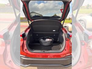 Toyota C-HR 2.0-l-VVT-i Plug-in Hybrid Teamplayer mit Technik Paket