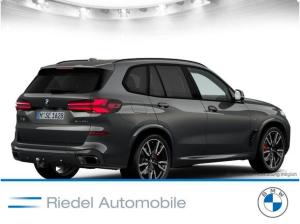 BMW X5 xDrive40d Navi Tempom.aktiv Panoramadach Bluetooth PDC MP3 Schn.