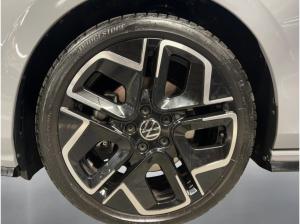 Volkswagen Golf 8 Variant R-Line 2.0 TDI DSG Navi P-Dach Kamera