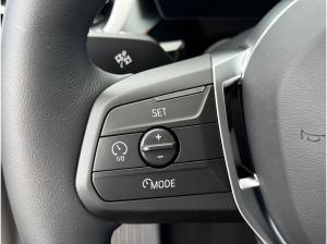 BMW iX1 xDrive30 xLine 20-Zoll/AHK/HeadUp/ACC/360
