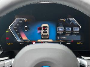BMW iX1 xDrive30 xLine 20-Zoll/AHK/HeadUp/ACC/360