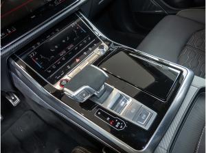 Audi RS Q8 SUV performance