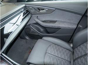 Audi RS Q8 SUV performance