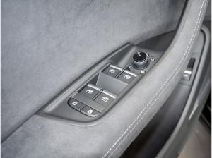 Audi RS Q8 SUV performance