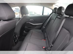 BMW 318 i Limousine/Tempo./RFK/SHZ/Komfortzug./aut. Heckkl.