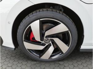 Volkswagen Golf VIII GTE 1.5TSIeHybrid 5JG/KEYLESS/HUD/LED+