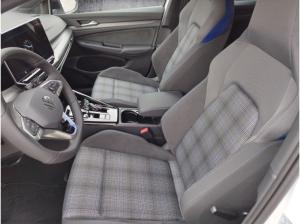 Volkswagen Golf VIII GTE 1.5TSIeHybrid 5JG/KEYLESS/HUD/LED+
