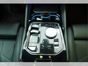 BMW 520 i Touring M Sport AHK,STANDHEIZUNG,LED-SW,H/K SOUND,SITZBELÜFTUNG,DRIVING ASSIST PLUS