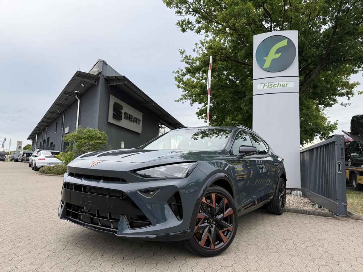 Cupra Formentor Extreme Akrapovic AHK Pano