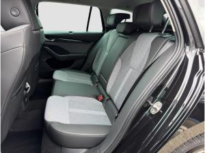 Skoda Octavia Combi Selection 2.0 TDI MATRIX 360° HUD Virtual