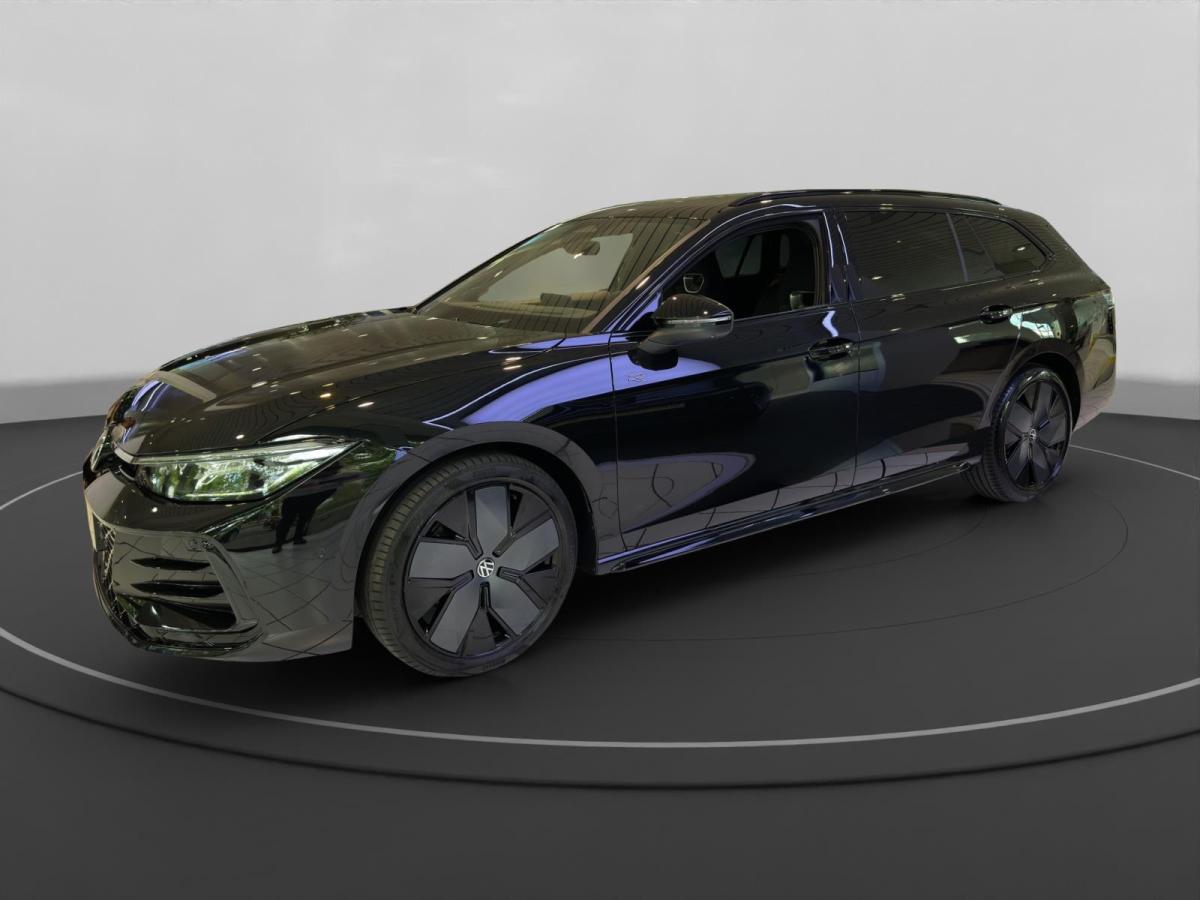 Volkswagen Passat 2.0 TDI 4Motion R-Line / Black Style/ AHK Listenpreis: 66920 Euro