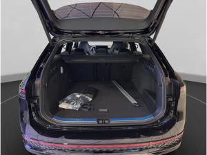 Volkswagen Passat 2.0 TDI 4Motion R-Line / Black Style/ AHK Listenpreis: 66920 Euro