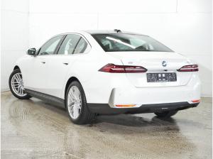 BMW i5 40 Limo. eDri., AHK., Dri. Ass., Park. Ass. +., H/K., Pano., Head Up., uvm.