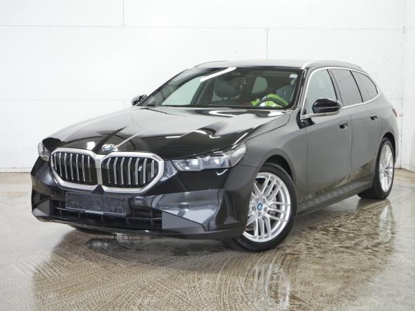 BMW i5 40 Tour. eDri., Dri. Ass. Prof., Park. Ass. +., H/K., Keyless., 4x SHZ., uvm.