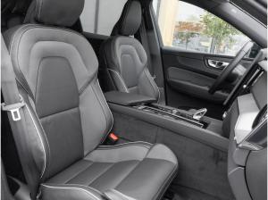 Volvo XC60 T8 Plus Black Edition