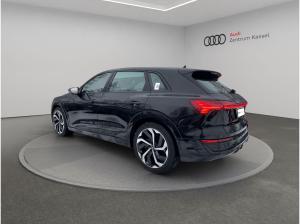 Audi Q8 e-tron 55 qu. S line Matrix Pano HuD Kam. AHK