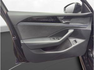 Volkswagen Passat Variant 1.5 eHybrid R-Line AHK Pano LM 19" Leder