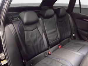 Volkswagen Passat Variant 1.5 eHybrid R-Line AHK Pano LM 19" Leder